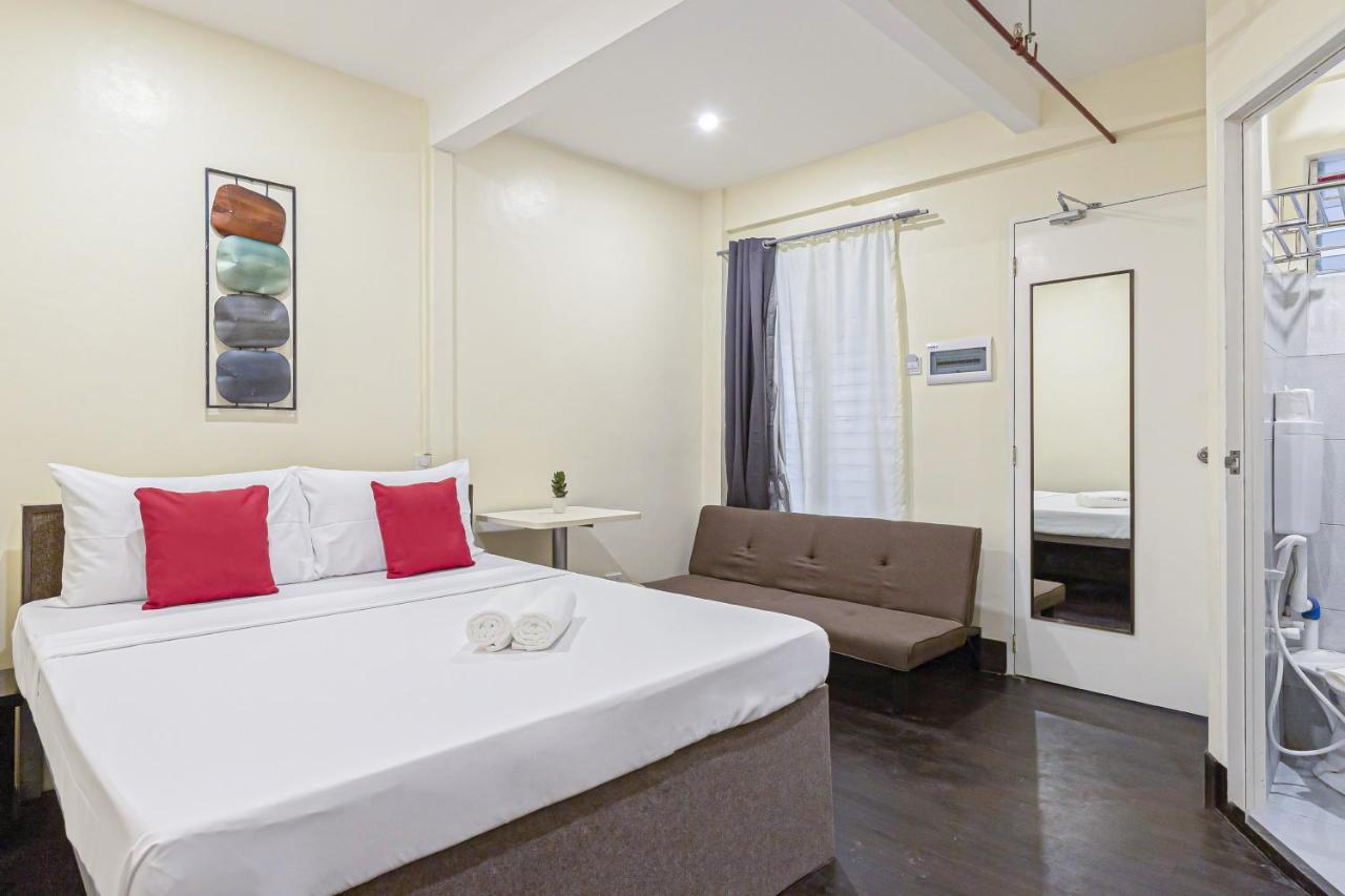 Selah Lofts Hotel Pasay Bagian luar foto