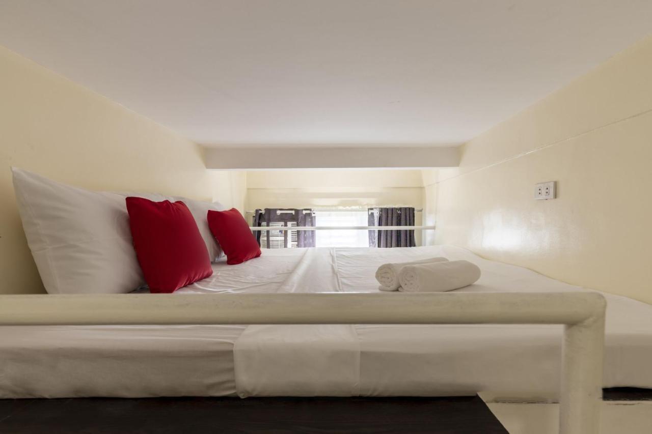 Selah Lofts Hotel Pasay Bagian luar foto