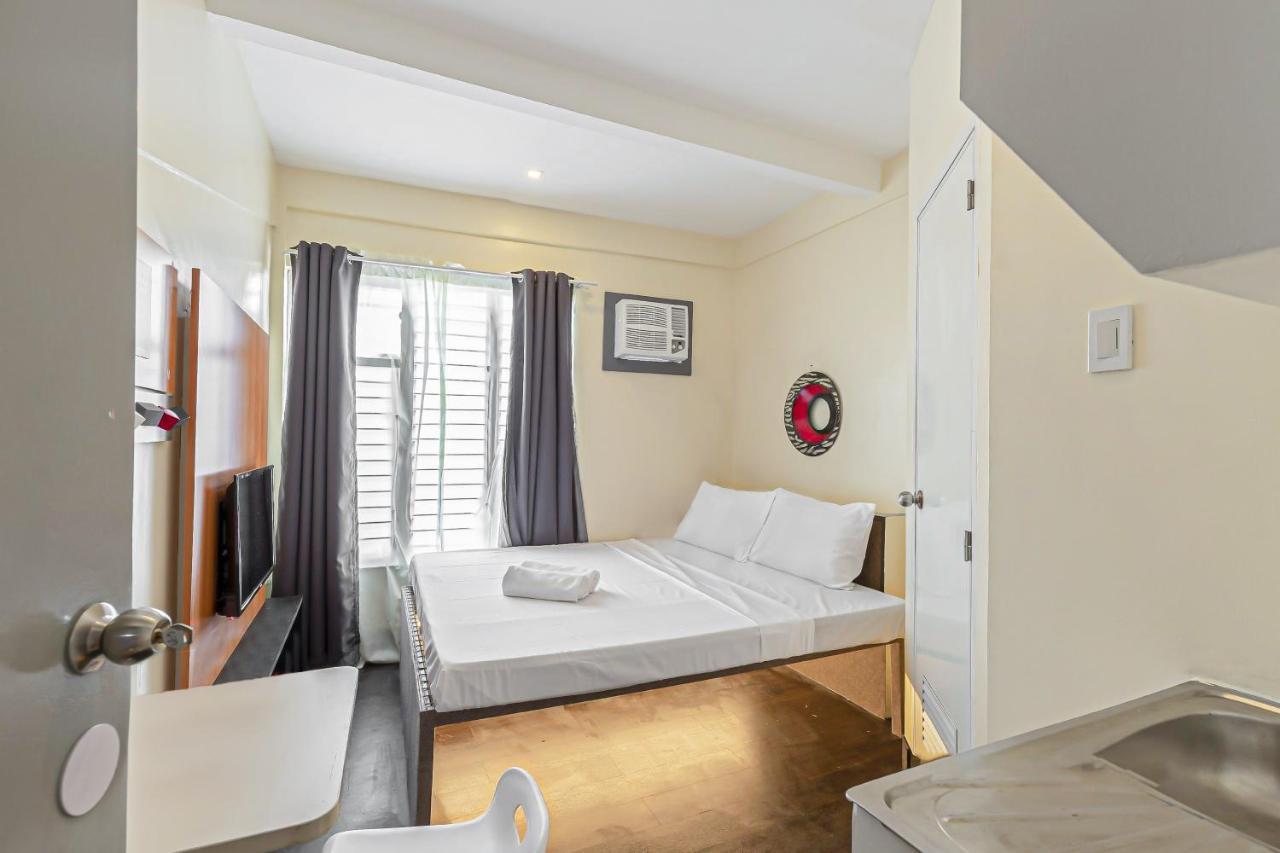 Selah Lofts Hotel Pasay Bagian luar foto